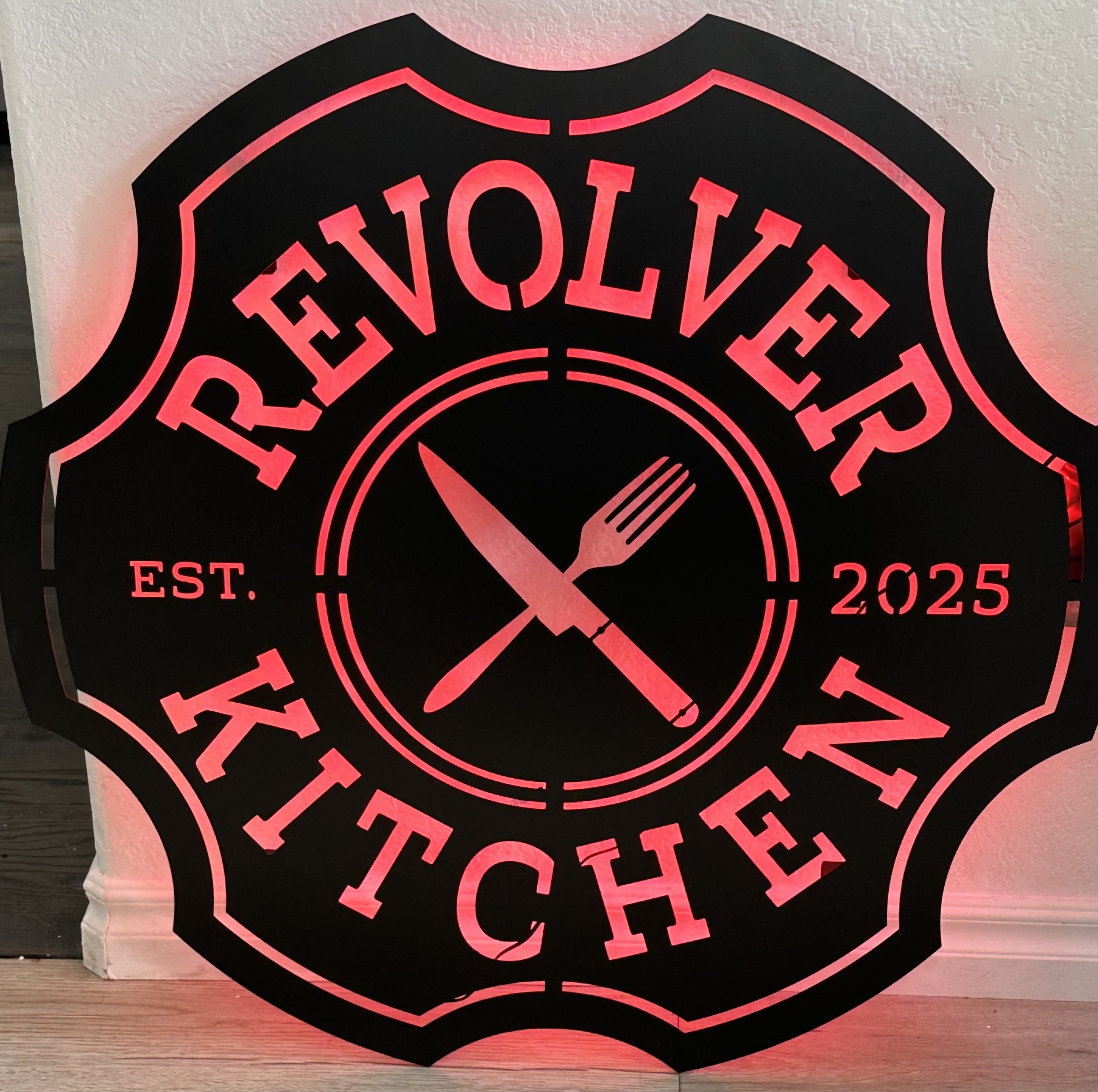 Revolver Kitchen Photo 8